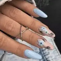 Nail Design in Pale Blue