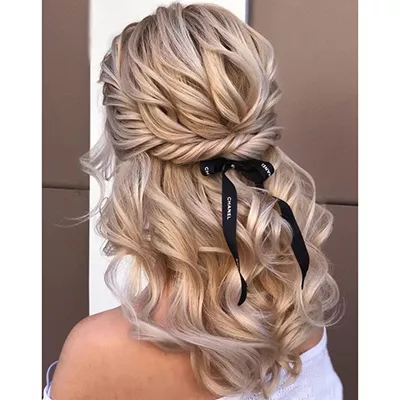 Hairstyle with Half-up, Half-down