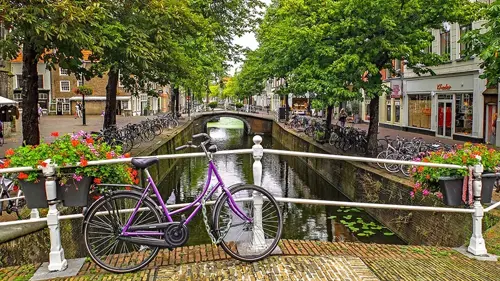 The charming university town of Delft has a small-town charm and a vintage appeal