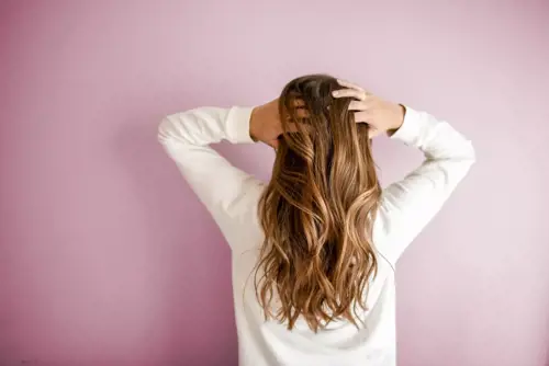 beautiful hairstyle after air drying hair