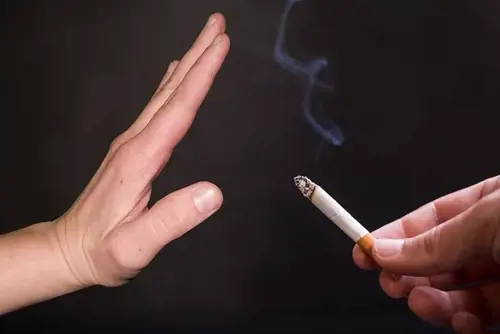 stop smoking to prevent wrinkles